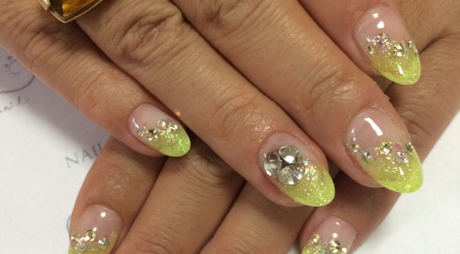 20  イエローネイル