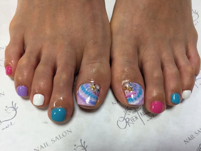 28  カラフルピーコック