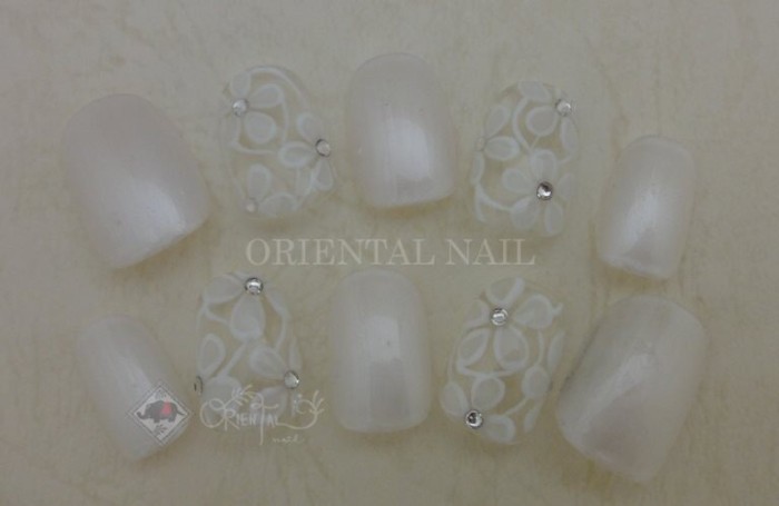 61  レーシー・フラワー