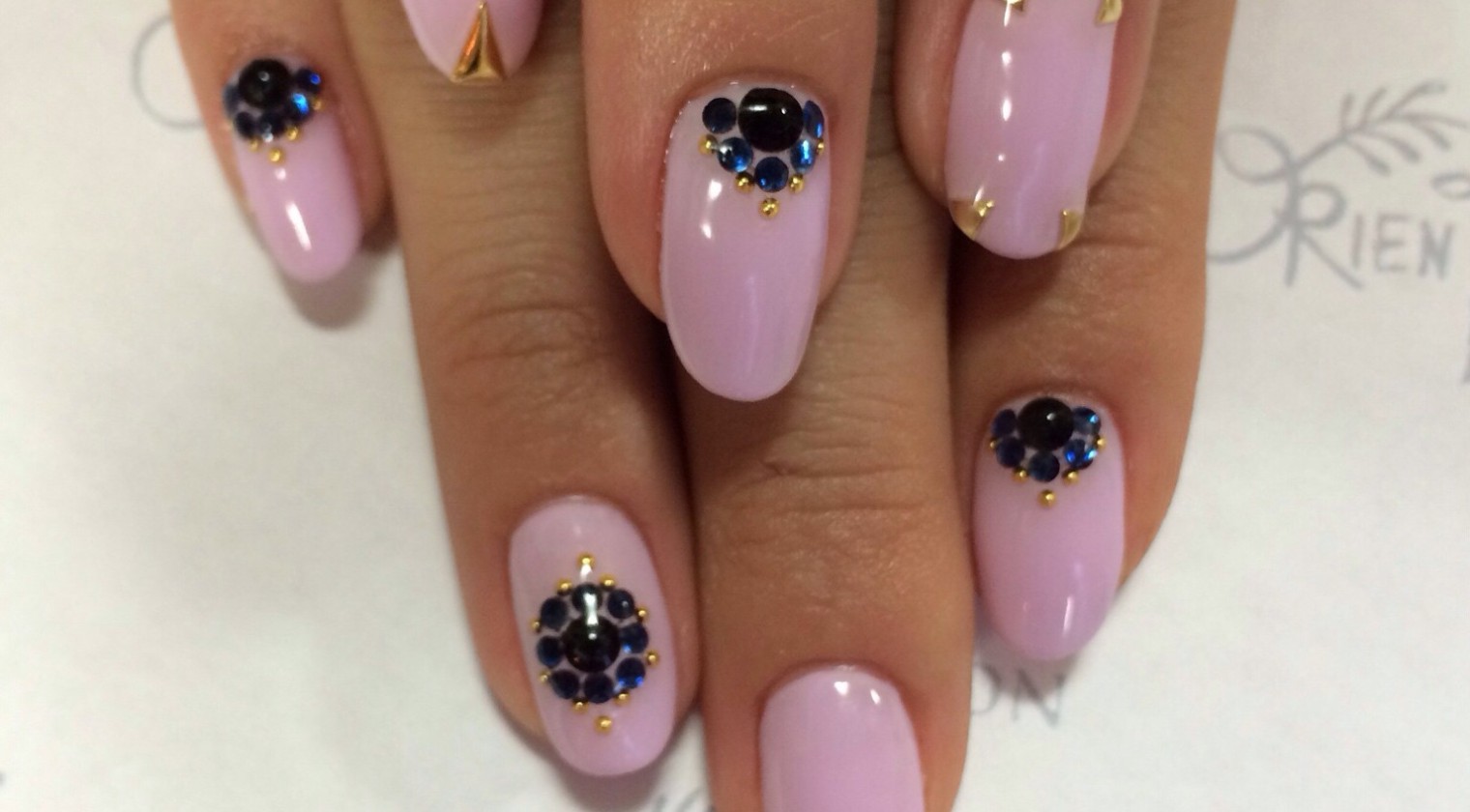 77  ピンク＆ストーン