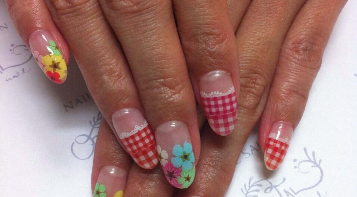 79  チェックフラワー