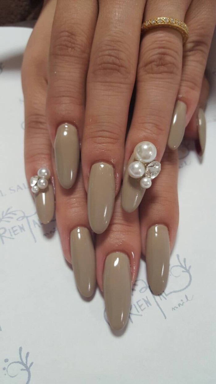 135  ルブタン風ネイル